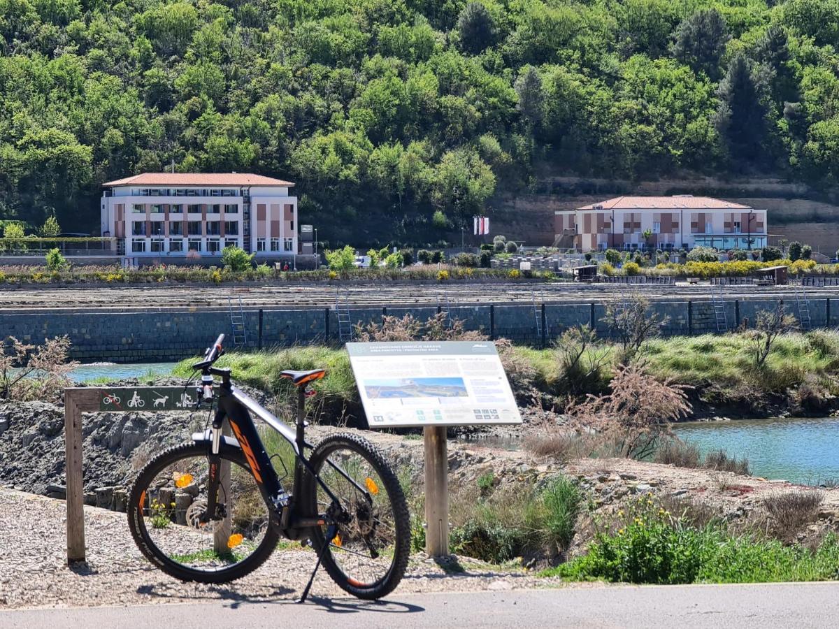 Hotel Lavender - Oleander Resort Strunjan Eksteriør bilde